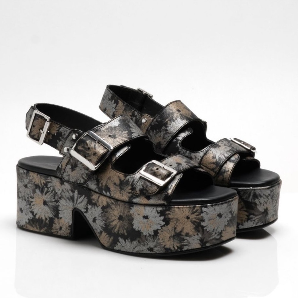 Free People Collection Follow Your Own Path Platform Daisy Print, size 38